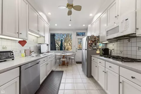 Kitchen - 1222 E 56th St, Chicago, IL 60637 photo 1 of 2