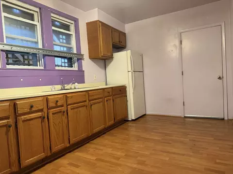 Kitchen - 9329 S Colfax Ave, Chicago, IL 60617 photo 1 of 2