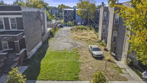 3119 W Flournoy St, Chicago, IL 60612