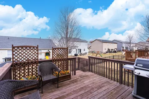 Exterior - 450 Beechwood Ct, Normal, IL 61761 photo 11 of 14