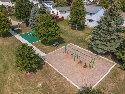 View/Area - 450 Beechwood Ct, Normal, IL 61761 photo 10 of 11