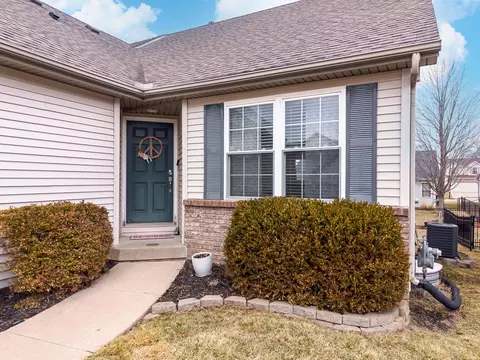 Exterior - 450 Beechwood Ct, Normal, IL 61761 photo 3 of 14