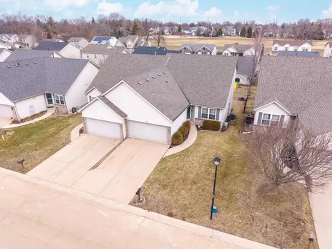 View/Area - 450 Beechwood Ct, Normal, IL 61761 photo 1 of 11