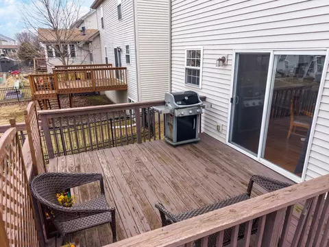 Exterior - 450 Beechwood Ct, Normal, IL 61761 photo 7 of 14