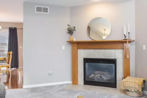Living - 450 Beechwood Ct, Normal, IL 61761 photo 4 of 4