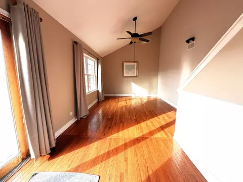 Living - Undisclosed, Algonquin, IL 60102 photo 3 of 4