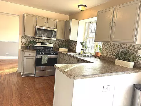 Kitchen - Undisclosed, Algonquin, IL 60102 photo 1 of 1