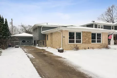 502 N Elmhurst Ave, Mount Prospect, IL 60056