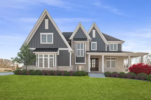 120 W Sauk Trl, Frankfort, IL 60423