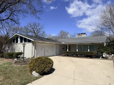 1010 W Atlantic Ave, Waukegan, IL 60085