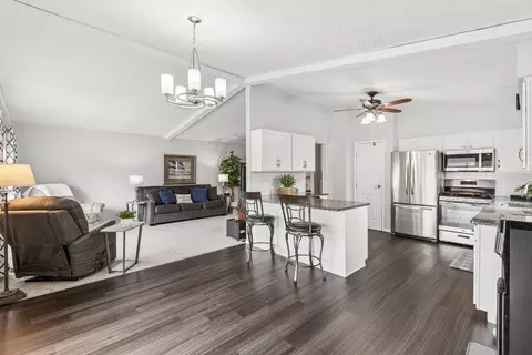 Other - 2501 2nd St, Moline, IL 61265 photo 5 of 12