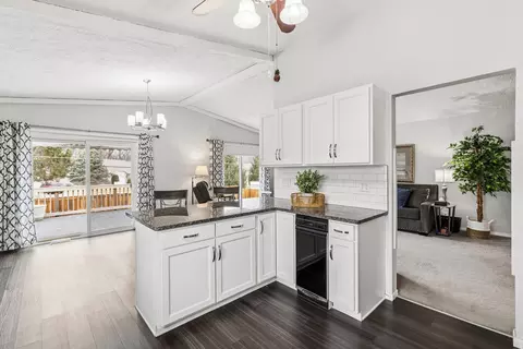 Kitchen - 2501 2nd St, Moline, IL 61265 photo 3 of 5