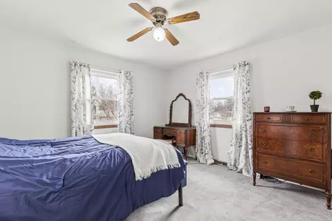 Bedroom - 2501 2nd St, Moline, IL 61265 photo 5 of 11