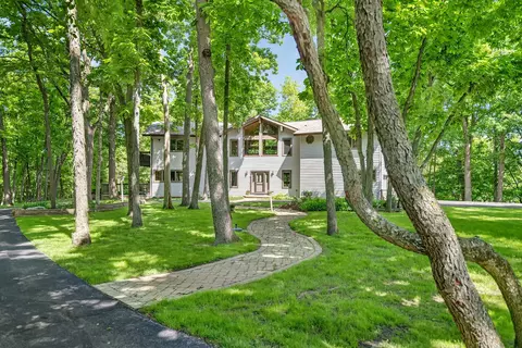 3085 W Southmor Rd, Morris, IL 60450