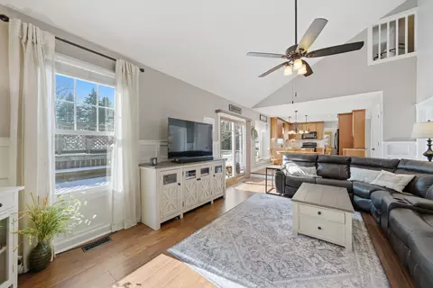 Other - 11 N215 Capulet Cir, Elgin, IL 60124 photo 1 of 8