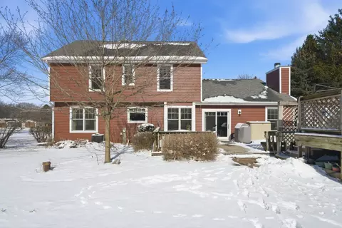 Exterior - 11 N215 Capulet Cir, Elgin, IL 60124 photo 4 of 6