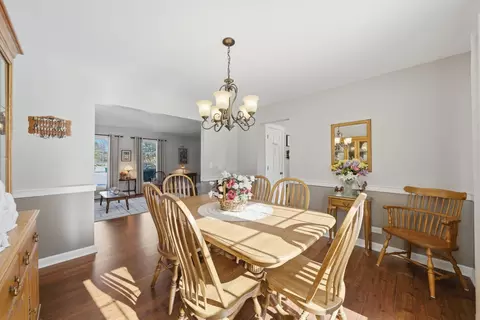 Dining - 11 N215 Capulet Cir, Elgin, IL 60124 photo 1 of 1