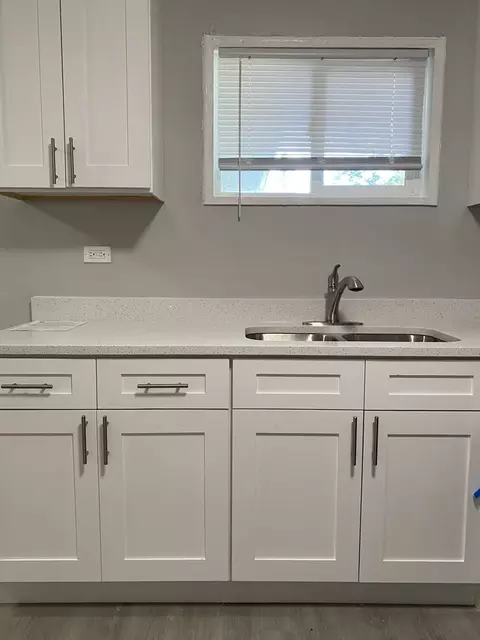 16236 Spaulding Ave, Markham, IL 60428 photo 5