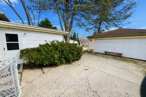 1321 Marcy Ln, Wheeling, IL 60090 photo 3