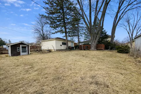 1321 Marcy Ln, Wheeling, IL 60090 photo 4