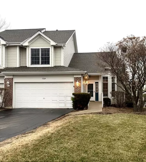 1724 Waverly Cir, Saint Charles, IL 60174