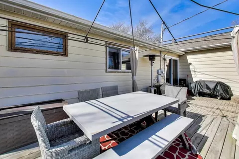 1075 Apricot St, Hoffman Estates, IL 60169 photo 18