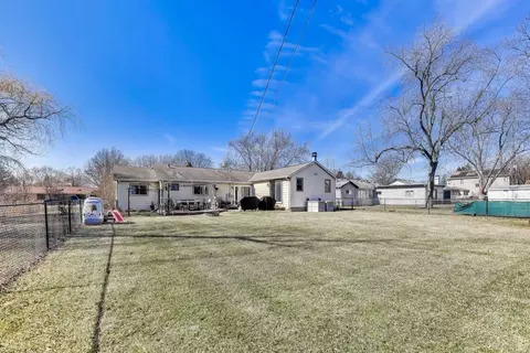 1075 Apricot St, Hoffman Estates, IL 60169 photo 23