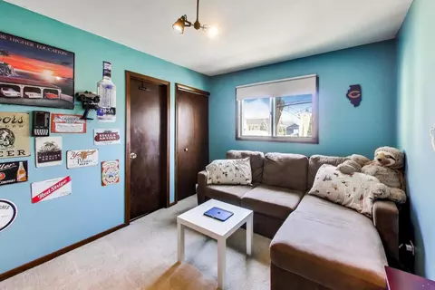 1075 Apricot St, Hoffman Estates, IL 60169 photo 10