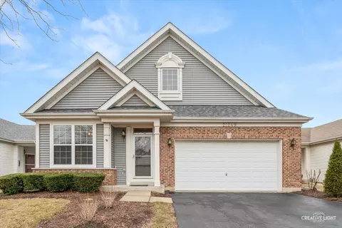 21249 Lily Lake Ln, Crest Hill, IL 60403