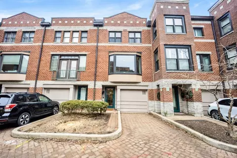 2720 N Greenview Ave #E, Chicago, IL 60614