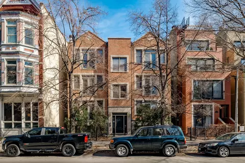615 N Noble St #2N, Chicago, IL 60642