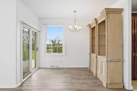 Dining - 525 Highlington Ct, Beecher, IL 60401 photo 1 of 1