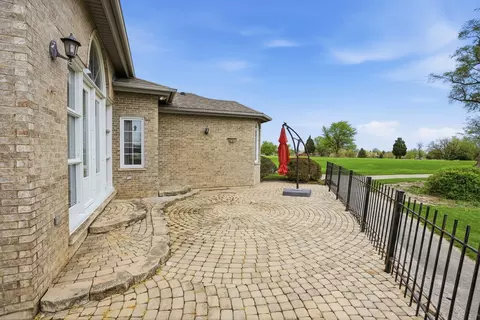 Other - 525 Highlington Ct, Beecher, IL 60401 photo 7 of 8