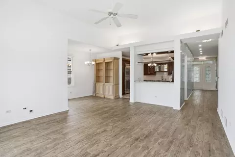 Living - 525 Highlington Ct, Beecher, IL 60401 photo 2 of 7