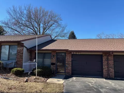 507 Jenkran St #4, Morrison, IL 61270