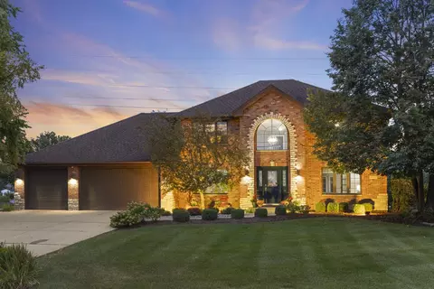 16105 Ridgewood Dr, Homer Glen, IL 60491