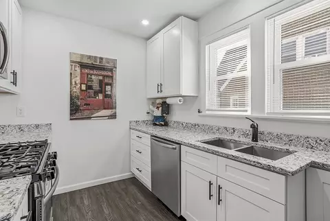 Kitchen - 1179 S Elm Ave, Kankakee, IL 60901 photo 2 of 2