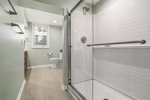 Bath - 1179 S Elm Ave, Kankakee, IL 60901 photo 1 of 3