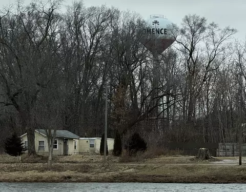10443 E River North Rd, Momence, IL 60954