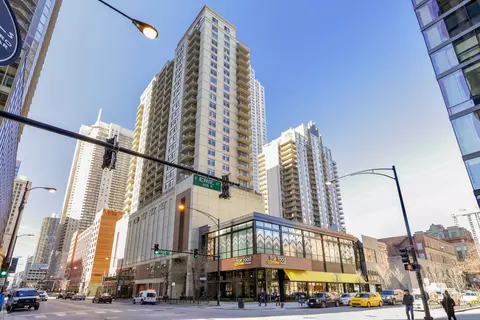 630 N State St #1709, Chicago, IL 60654