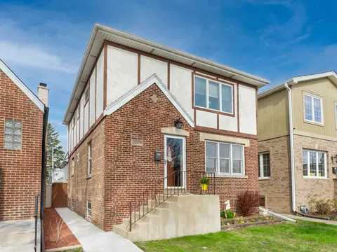 2028 N 72nd Ct, Elmwood Park, IL 60707