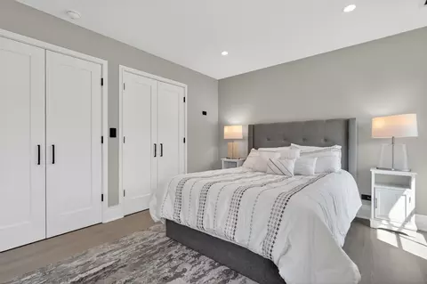 Bedroom - 134 E Morrison Ave, Mount Prospect, IL 60056 photo 5 of 5