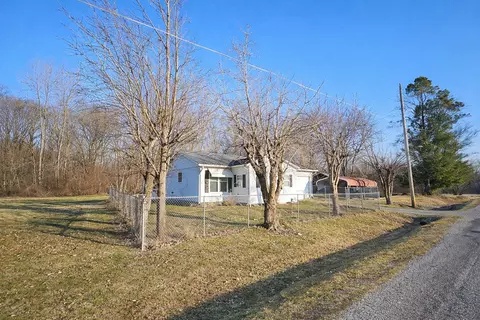 700 Vine St, Pulaski, IL 62976 photo 2