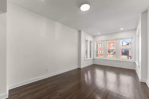 Living - 7532 S Champlain Ave, Chicago, IL 60619 photo 8 of 9