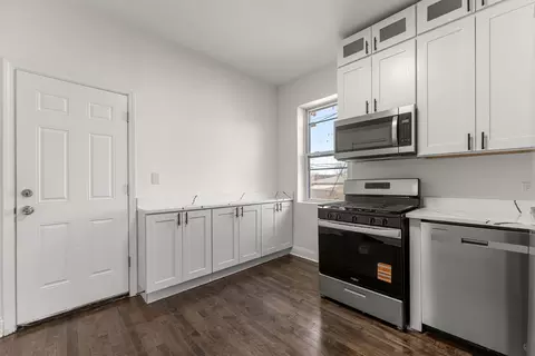Kitchen - 7532 S Champlain Ave, Chicago, IL 60619 photo 3 of 4