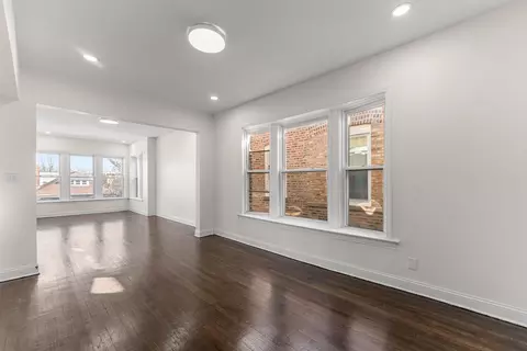 Living - 7532 S Champlain Ave, Chicago, IL 60619 photo 1 of 9