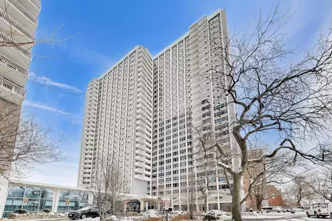 4250 N Marine Dr #2324, Chicago, IL 60613