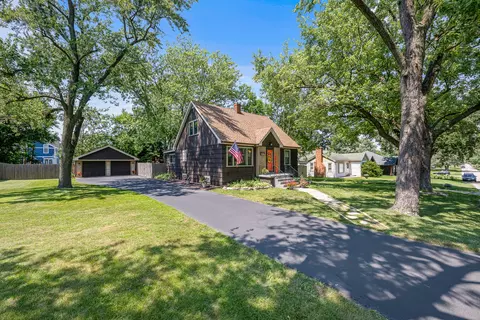 7816 Blazer Ave, Justice, IL 60458