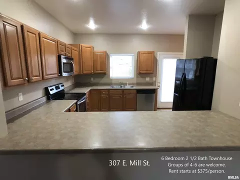 Kitchen - 305 E 307 E Mill St, Carbondale, IL 62901 photo 1 of 1