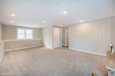 Living - 305 E Country Dr, Bartlett, IL 60103 photo 7 of 7